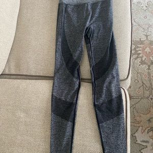 VictoriaSecret Pink Sport workout pants